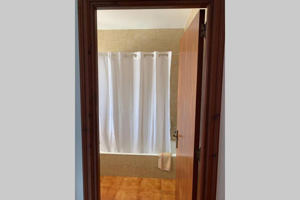 Apartamento En Playa Santo Tomas 1-5 Es Migjorn Gran Ngoại thất bức ảnh