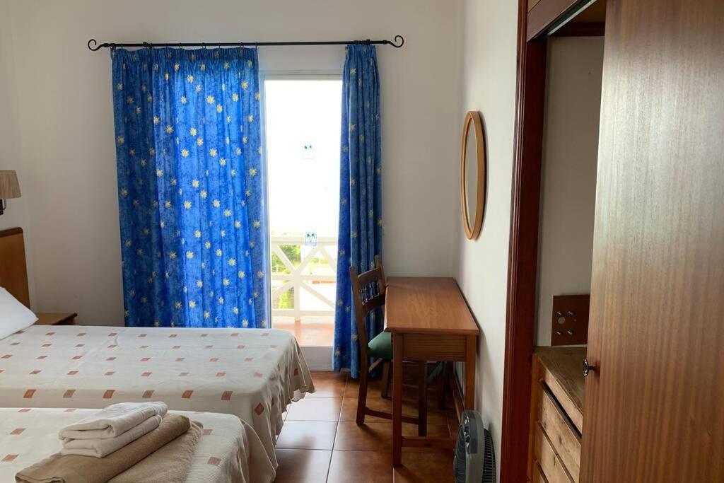 Apartamento En Playa Santo Tomas 1-5 Es Migjorn Gran Ngoại thất bức ảnh